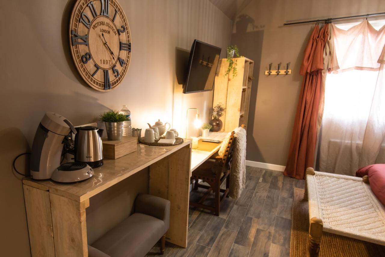 J&J Room - Hebergement D'Exception Pres De Provins! Le Bas Courton Екстериор снимка